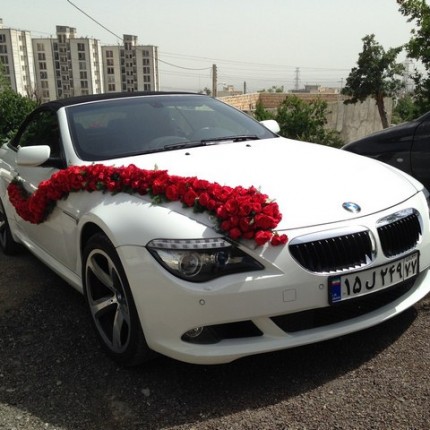 گل آرایی ماشین عروس