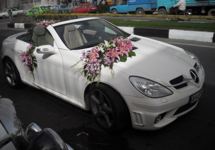 گل آرایی ماشین عروس